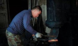 农村修鞋匠爆料视频大全,手艺传承背后的真实故事