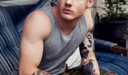 吃自己瓜纹身男网红,纹身网红自食其果的瓜界传奇