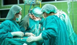 爆料癌症病人视频真实案例,勇敢面对病魔的感人故事