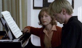 电影钢琴教师在线观看,琴键下的情感挣扎